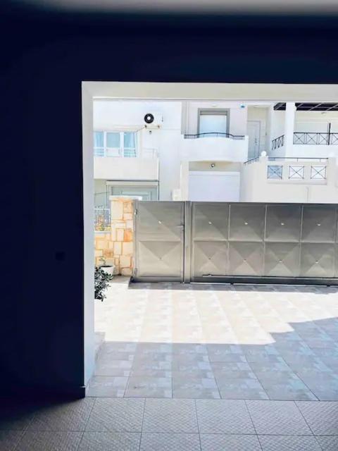 New Unique Apartment In Heraklion Екстериор снимка