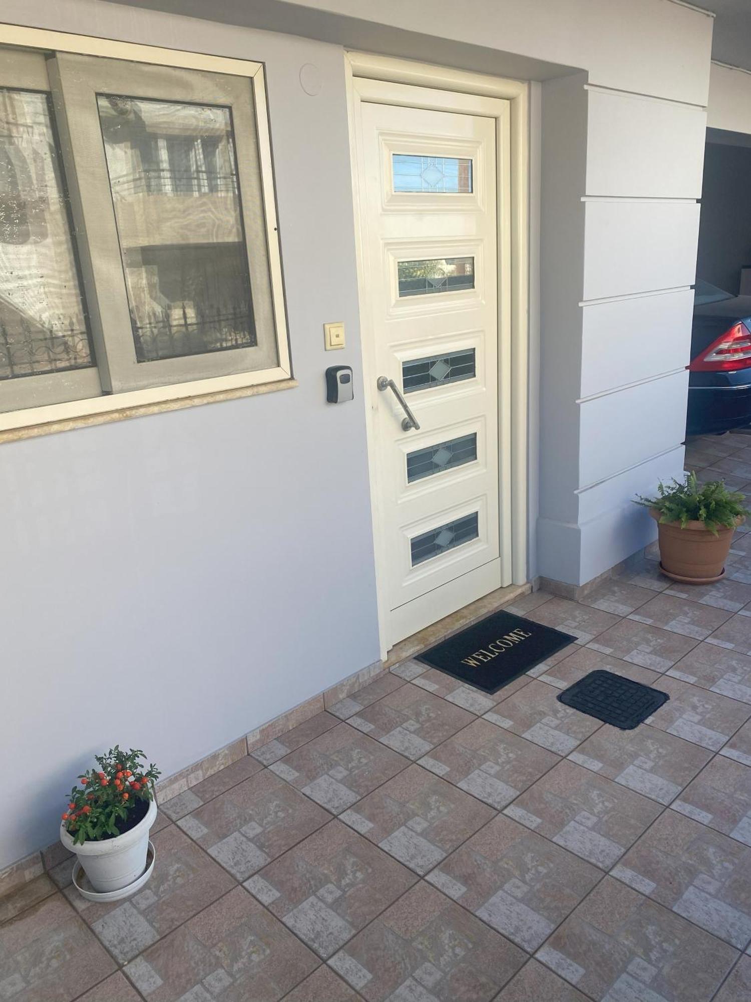 New Unique Apartment In Heraklion Екстериор снимка